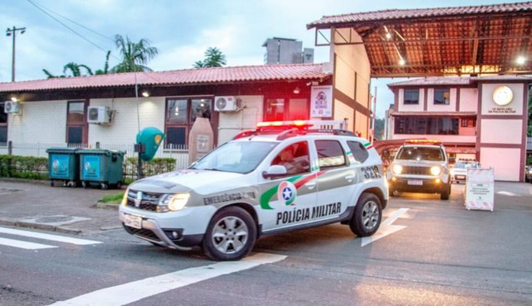 {3948A381-B9A8-4C15-8366-D8C627707006}