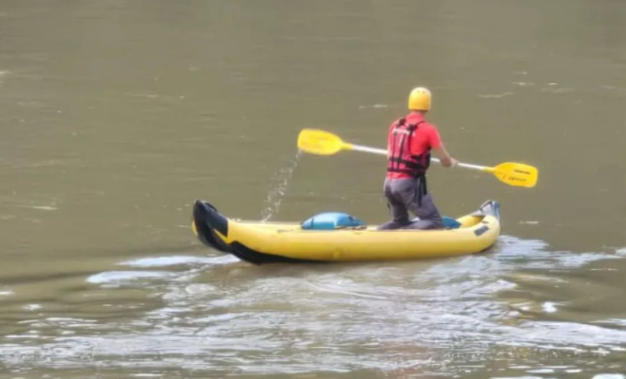 {4AB870D3-8601-44B1-AE73-D4E8989FEE58}