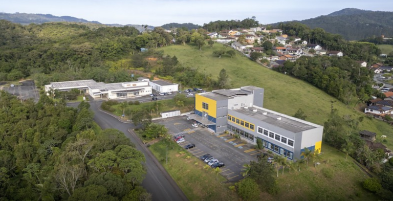 {B5D1461F-8A41-4DE2-A5DC-668A50B92897}