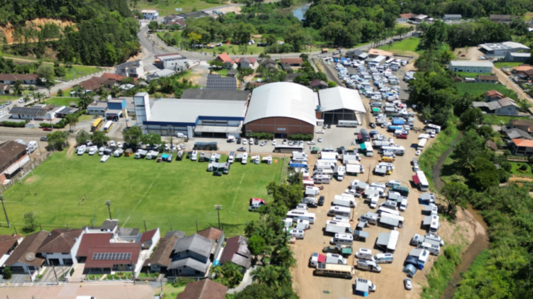 {EE48582E-683D-41BA-8B7A-756C26A4D89A}