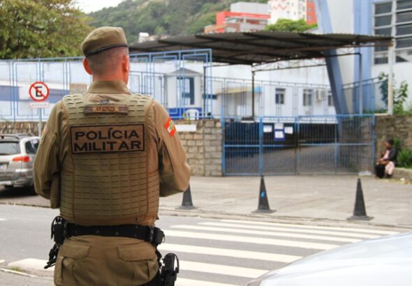 polici amilitar 1233