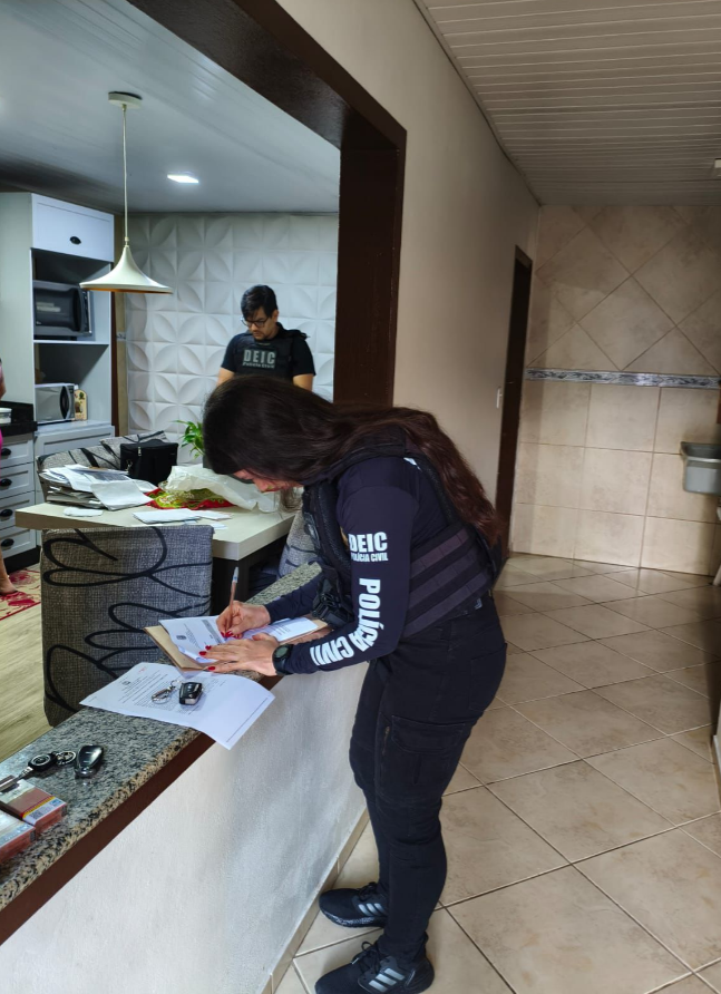 {ACA7AEE3-9E70-4181-90A3-5EAECF2E5C55}