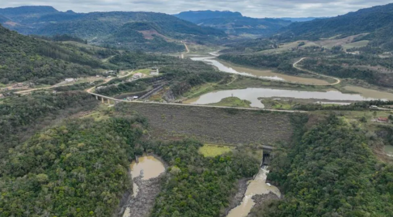 {C9D75ED4-D228-4C36-B06E-313B793B8096}