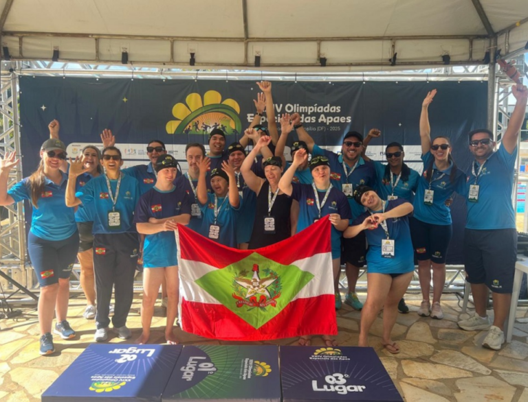 {FF732451-CFFA-4E8D-860E-1C3C7071C1D9}