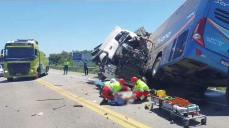 {1CB7AEB2-0A25-4EF3-85F2-996C2032C5C8}