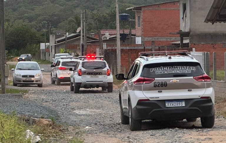 {25F52B0A-AE52-4ABD-9525-35B375205D1D}