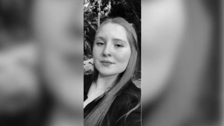 {B23E293F-2EF0-4204-9F2C-1887D2503EF7}