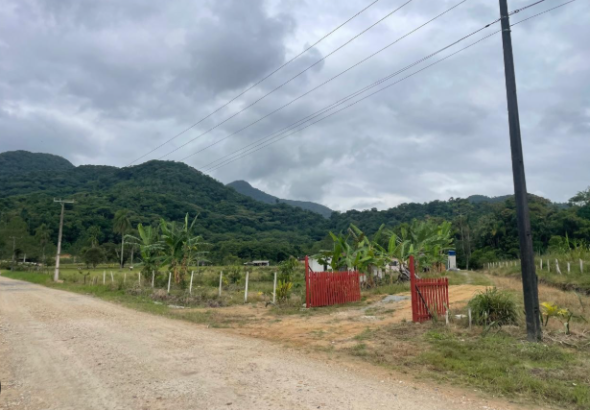 {0F4918C0-6B4E-4549-97B0-E23CE9A5E145}