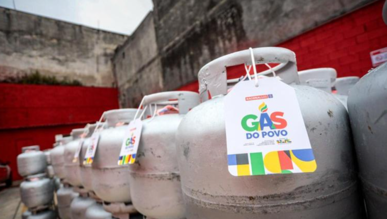 {20141E6D-F511-4593-A6A7-53DD61E78F39}