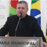 {221CA039-C5D4-4D1B-90E5-F493C7FB07AD}