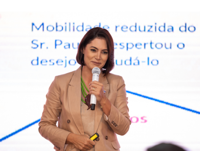 {BFB78DD8-81C6-4C55-9303-D27DA7E540FA}