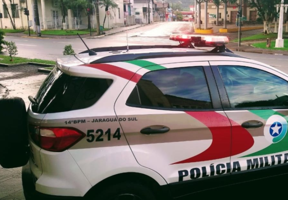 {4A955FB7-7418-46F7-B4CB-80E86D36D99E}