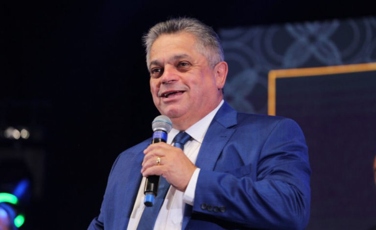 {CA7054CC-8F3E-4036-9E68-E30D896D4113}