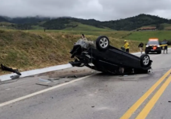 {E7EF5CBA-1C5F-4577-B9EC-121F95F27366}