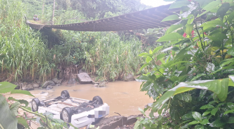 {FD8D3DAA-8AD0-46D9-9D61-40A1778FA1BA}