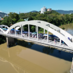 {33BCC305-14CB-4CB9-A252-7F8CC394BCE3}