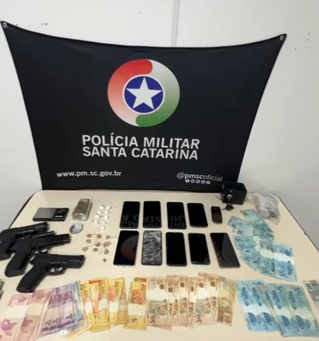 {8BB188FC-CA4F-44B8-ADE3-A0A42DF94A55}