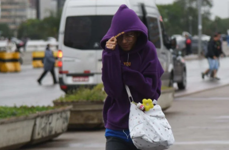 {A70D0941-7779-426E-AA81-9E48CAA5A578}