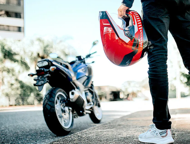 {EB5B7AFF-C3A2-472C-A79B-B0A1ED9D54C3}