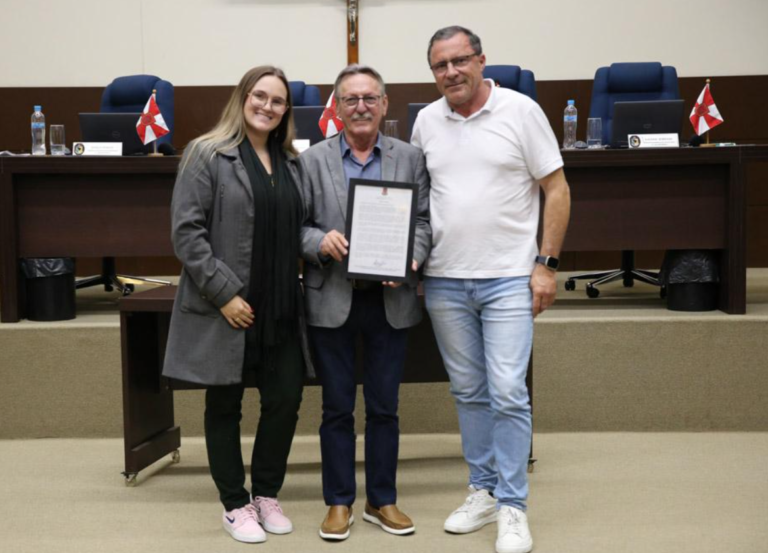 {FDF001D6-BF42-4D9C-A82D-FEFC4A0185B5}