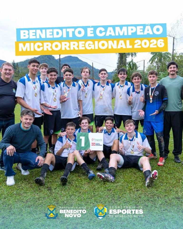 Benedito Novo é campeão na fase microrregional dos Jogos Escolares de Futebol de Campo! 🏆O Camp